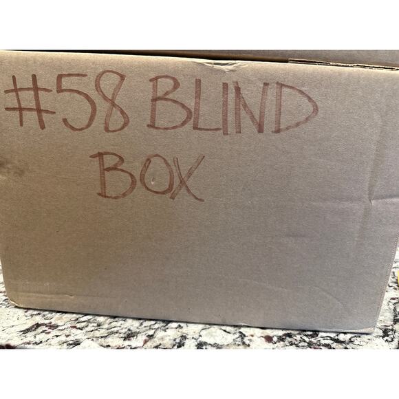 BLIND BOX #58 5 ITEMS - Picture 1 of 7